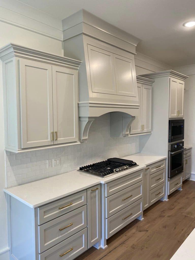 modern kitchen cabinets and drawers